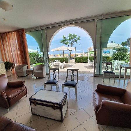 Hotel Villa Esedra Bellaria-Igea Marina Zewnętrze zdjęcie